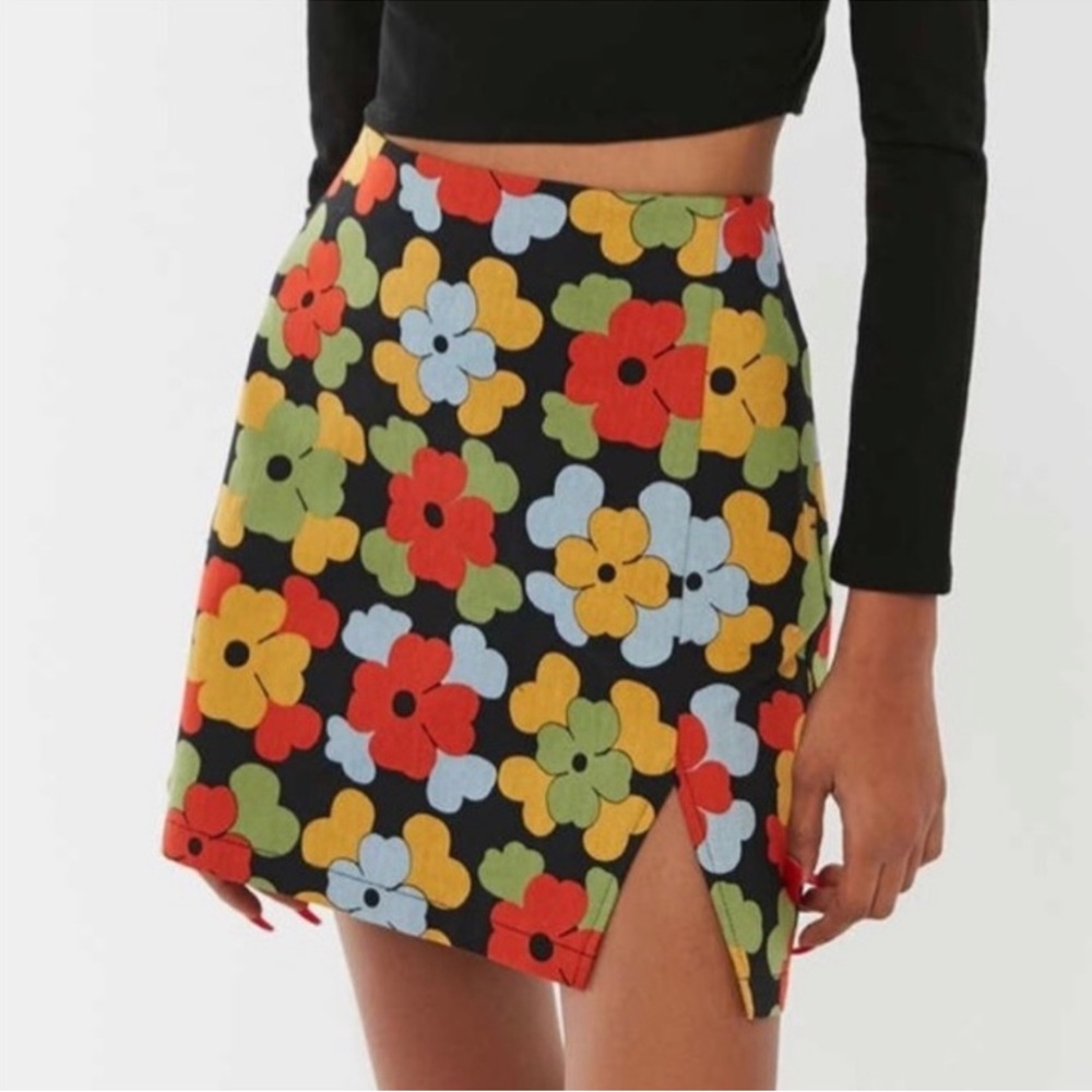 Urban Outfitters | Retro Flower Power Skirt